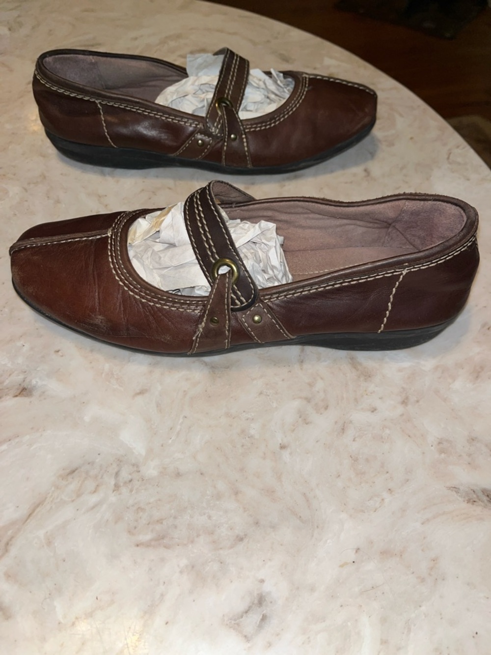 Clarks Women's Brown Leather Mary Jane Loafers